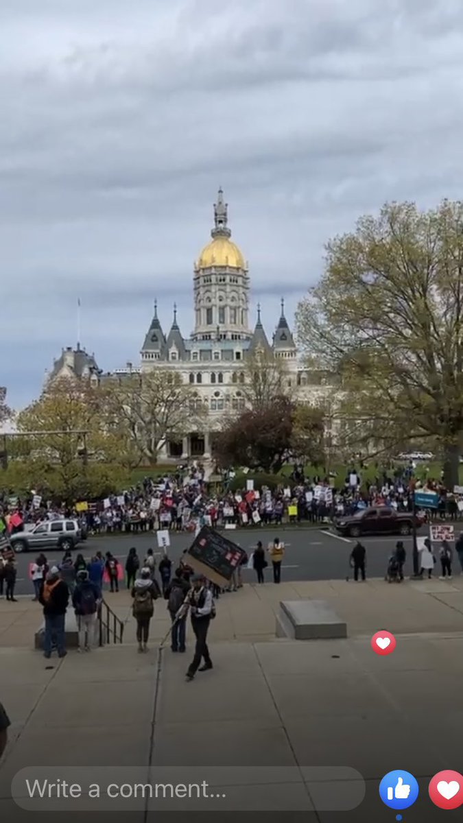 1718106J's tweet photo. @greg5538 @TonyDeAngelo7 Now #Connecticut
BOOZER DELUXE
WHAT IS GOING ON INSIDE THOSE HALLOWED WALLS OF
#Hartford #Capitol building
ALL THESE PPL AND MORE...
WANT TO KNOW
#DrunkDemRATS
THE KING WINKS.......
#Smug
#Arrogant
#WellnessCheckNeeded
@JTinknocker @Nunzio_Schwartz @rslamon @gov_ct @RudyFL22 https://t.co/qsC6oUBAeL