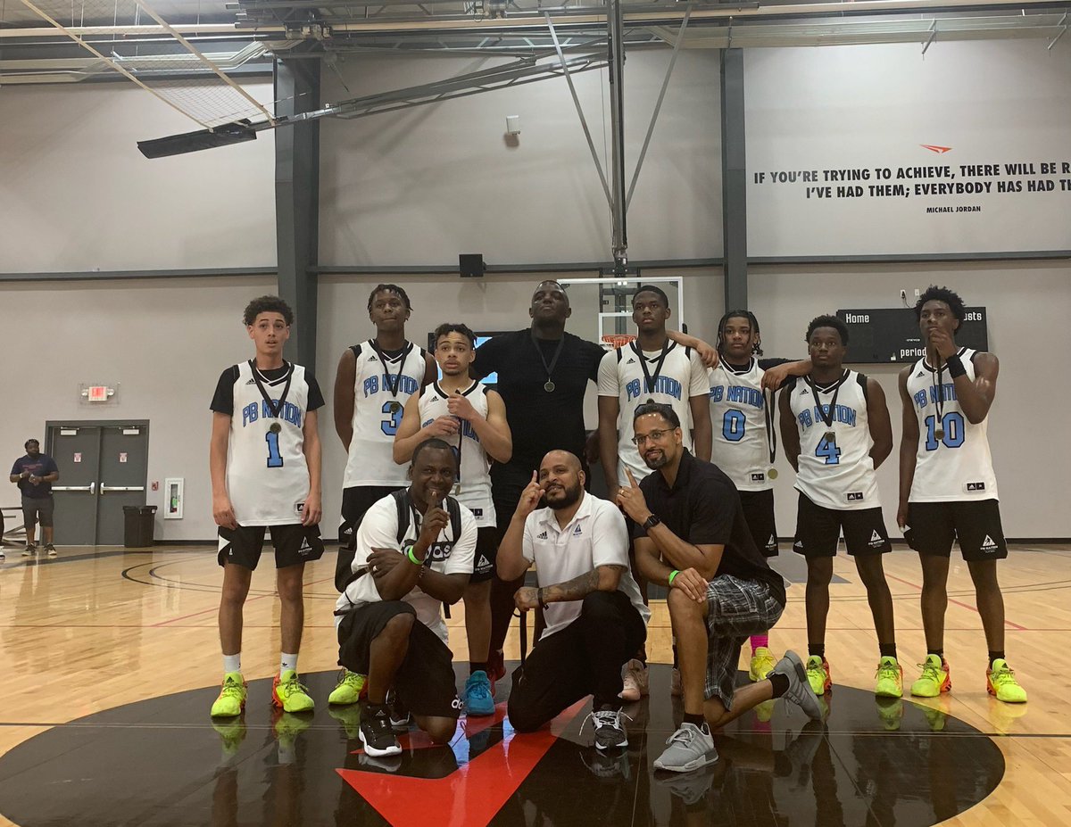 Congratulations Champs!!! Great showing this weekend and going 5-0 💯 💯 🏀 🏀