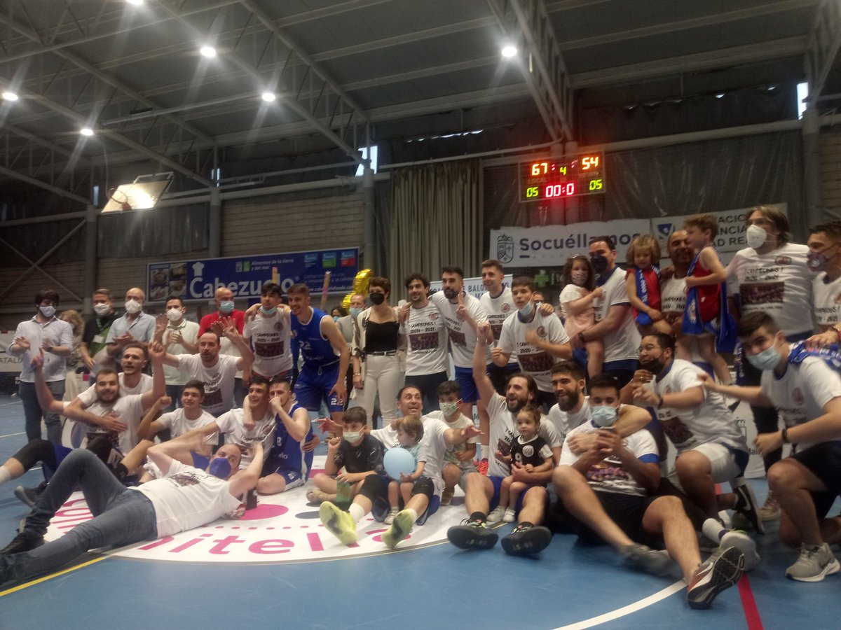 victfres's tweet photo. Como me habéis hecho disfrutar, @cbsocuellamos. Enhorabuena al trabajo bien hecho.

El @cbsocuellamos consigue el ascenso y es de Liga EBA. ¡Enhorabuena!

📝 https://t.co/c70SPQL2yo https://t.co/vdGVY0G0vR
