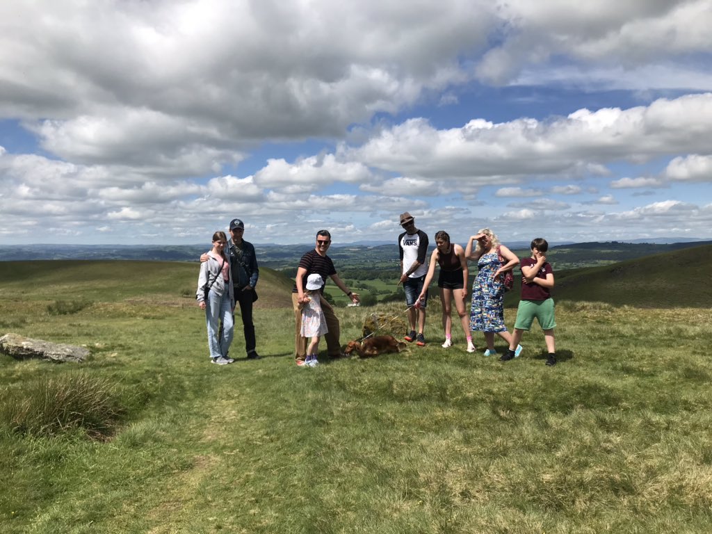 LoisHarding's tweet image. It was so good to be back at @FoxholesCamping, we’ve had such a fun weekend in the sun with friends, dogs and monkeys!🏕☀️🍻🦮🐒