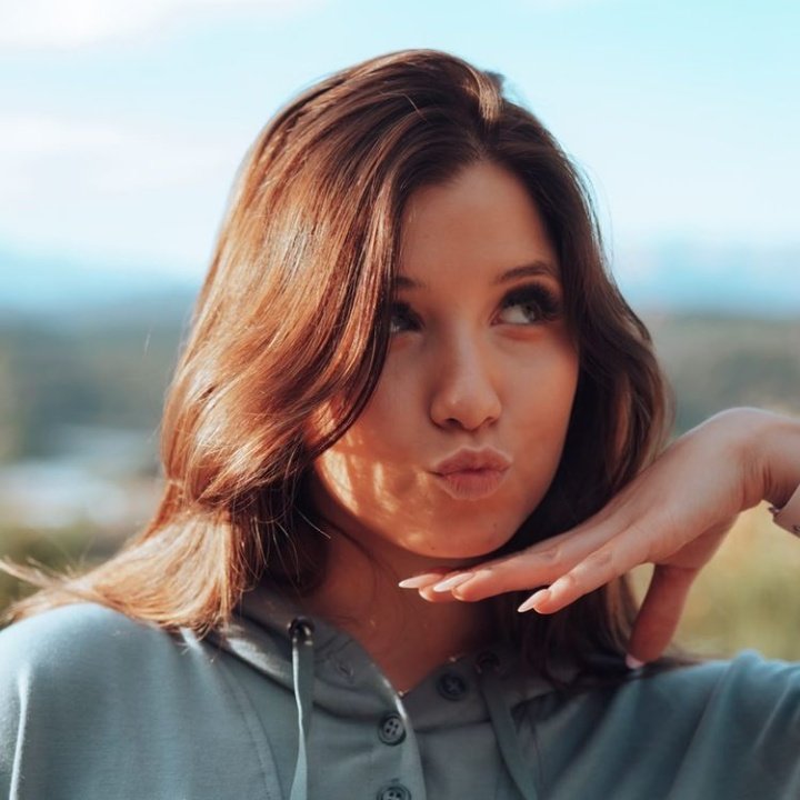 candegaleee's tweet photo. Holaa!! Soy Cande tengo 12 años estoy en el fandom hace 6 casi 7 meses pero sigo a Guille desde 2019. Cualquier cosa me pueden hablar 
#SelfieForGuilleOrtega @guilleortega711 https://t.co/Zhjlp4m3kK