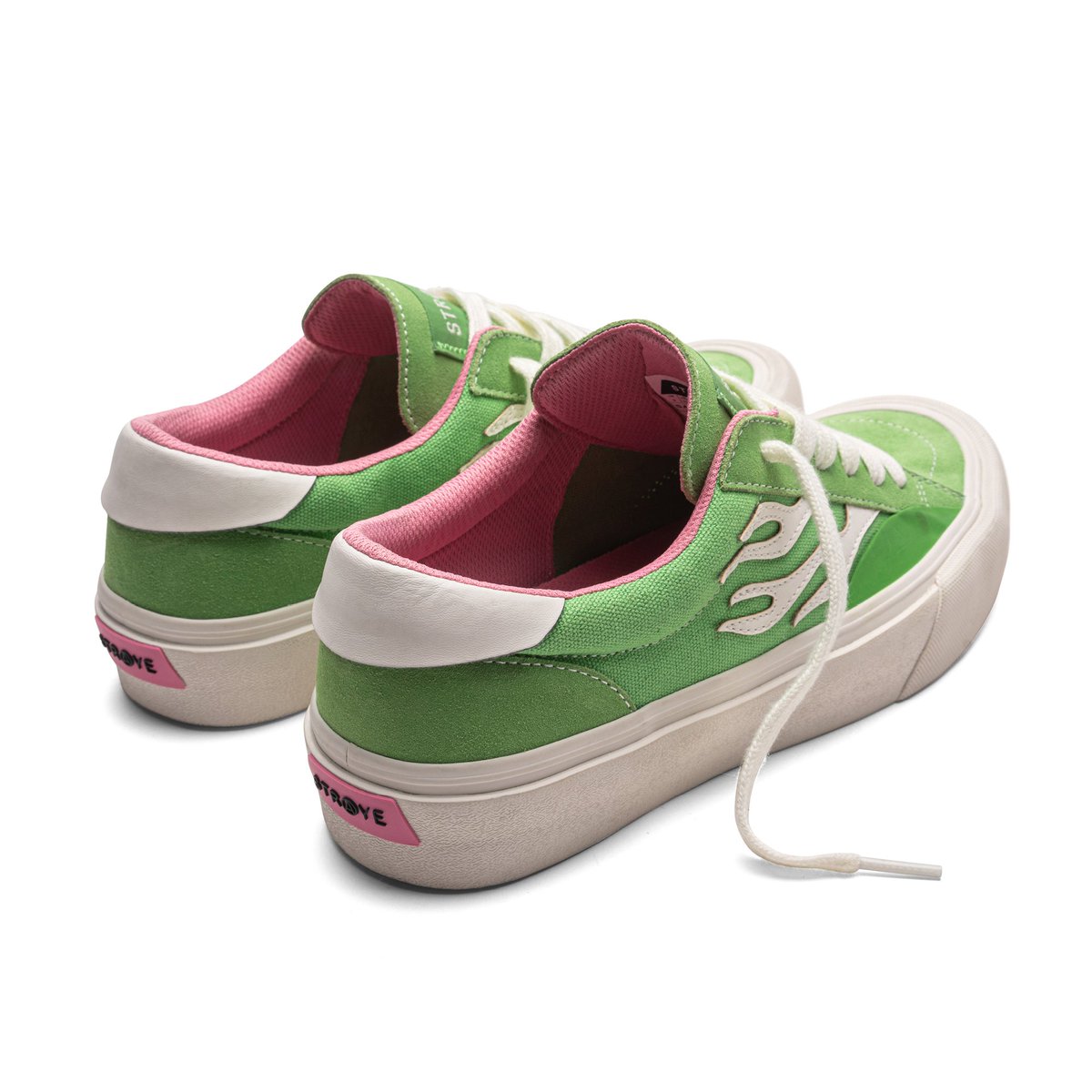 supratokyo's tweet photo. STRAYE 2021 NEW ARRIVAL!!人気モデルLOGAN より絶妙なカラーリングが発売中!!
LOGAN / LEM LIME FLAME / PINK ¥7,920-
https://t.co/z3oHzWWAbn
#スケシュー #スニーカー #straye #ファイアーパターン https://t.co/V4j7PfU61Y