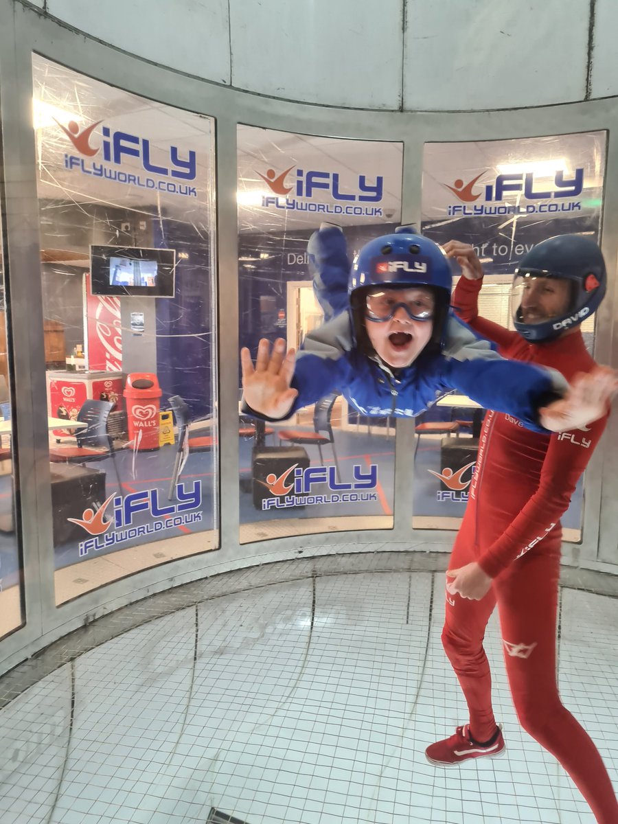 rachaelwallwor1's tweet photo. Ifly fun. Indoor skydiving #halftermfun #iflymanchester https://t.co/c4GZtCp1Li