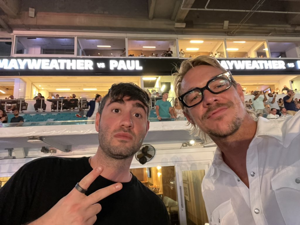 diplo tweet media