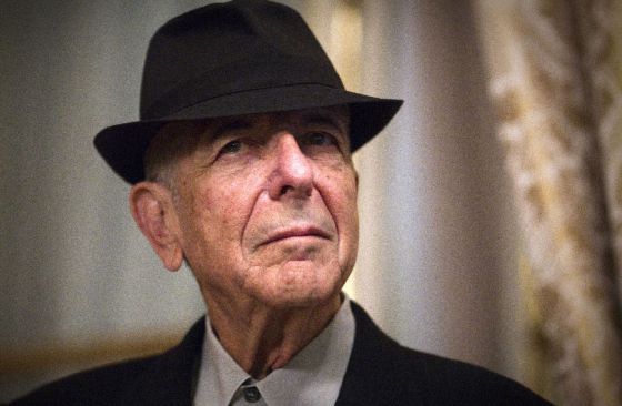 fuedicho's tweet photo. "Con el poder mantenemos una relación ambigua: sabemos que si no existiera autoridad nos comeríamos unos a otros, pero nos gusta pensar que si no existieran los gobiernos los hombres se abrazarían".
Leonard Cohen
#Fuedicho https://t.co/ZVcllQbOhk