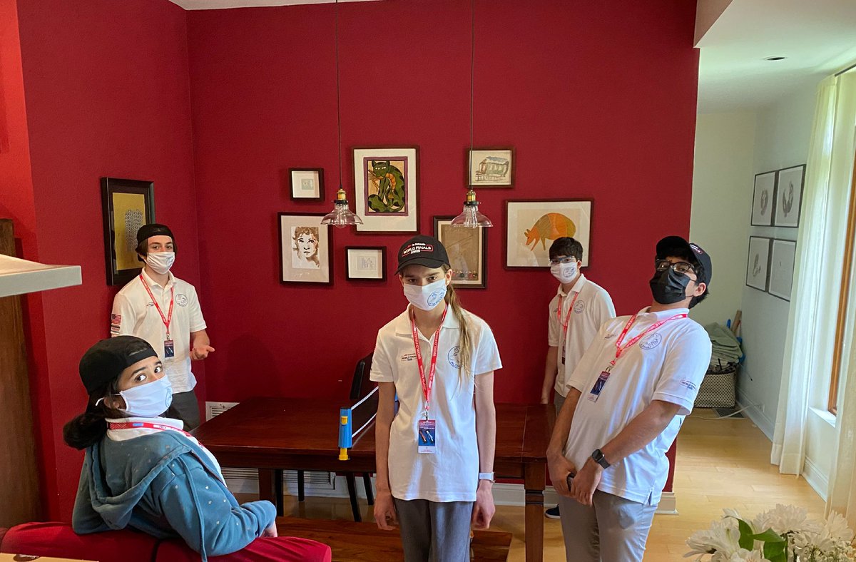 Alpha1_racing's tweet image. Winding down after day 2.

#Alpha1_racing #BISCsouthloop #YoungEngineers #YoungEntrepreneurs #F1inSchoolsusa #f1inschoolshq #F1inSchools #Teamwork #STEM #Sustainability #Competition #Collaboration  #F1SWF #WeRaceAsOnef