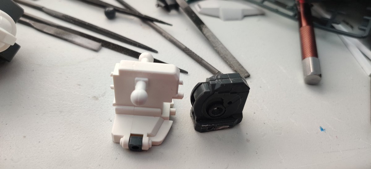 TsunKawaVM's tweet photo. Started a RX-78-5 Ver. TSUN KAWA (heavy modification and kit bashing) build about a month ago. Not a lot of progress during the first 3 weeks. #gunpla https://t.co/2weN2cwVpd