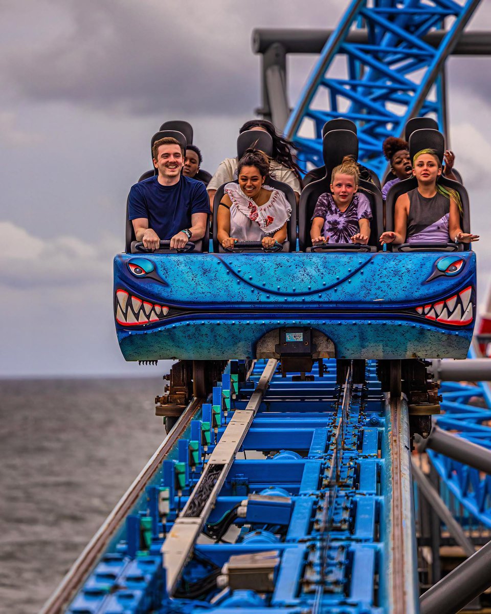 Visit Galveston on X: "The Iron Shark will attack when least expected with  its 100-foot vertical lift and beyond-vertical drop. Tracking at 52 miles  per hour, this Pleasure Pier ride is a