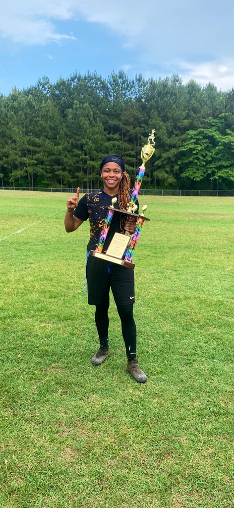 Sylvo_Boaa's tweet photo. ANOTHER one. Undefeated Champions. I snagged the offensive MVP too. #NEWERASHIT 🖤💜🏈 https://t.co/E5j2vaIvjH