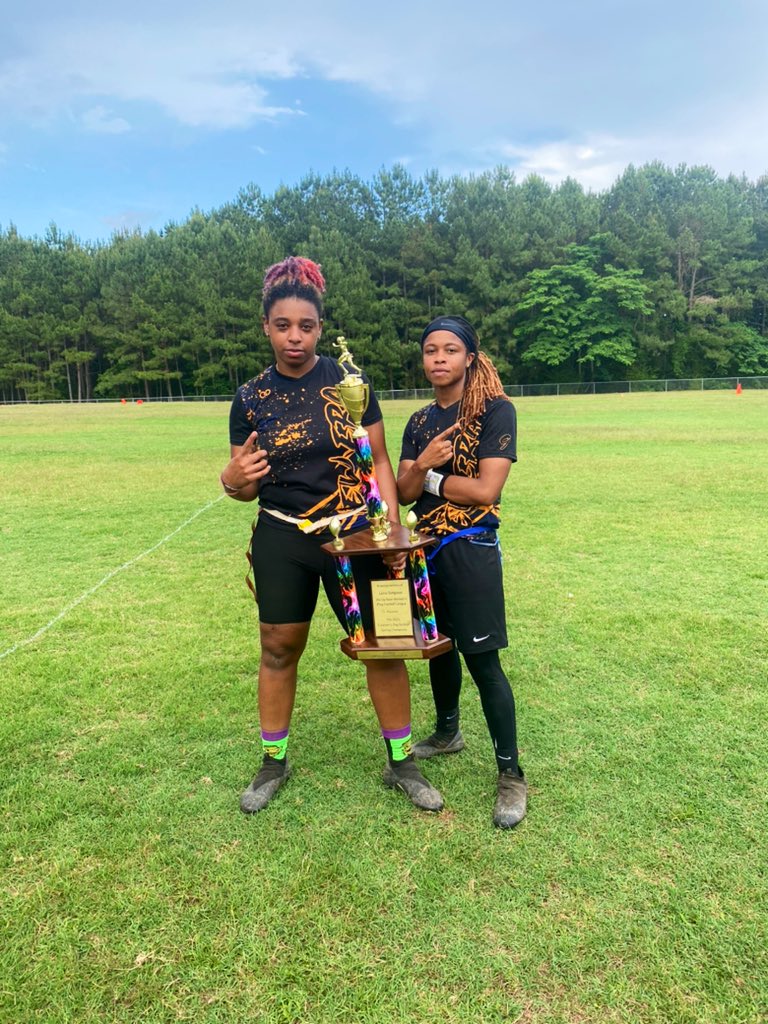 Sylvo_Boaa's tweet photo. ANOTHER one. Undefeated Champions. I snagged the offensive MVP too. #NEWERASHIT 🖤💜🏈 https://t.co/E5j2vaIvjH