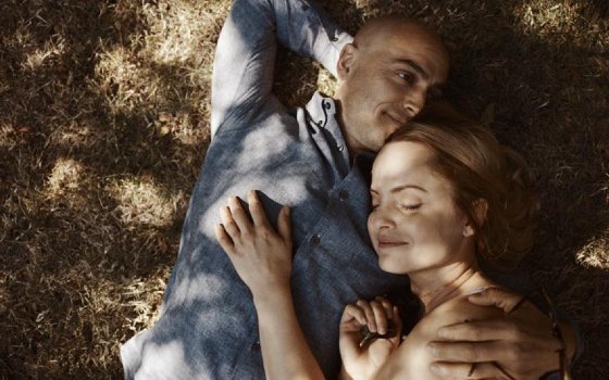 ScreenPicks's tweet image. We spoke with writer/director Sebastian Siegel about adapting Ken Wilbur’s poignant book @graceandgritmov for the big screen. Plus check out our interview with star @Stu_Townsend   bit.ly/3uZcHxo