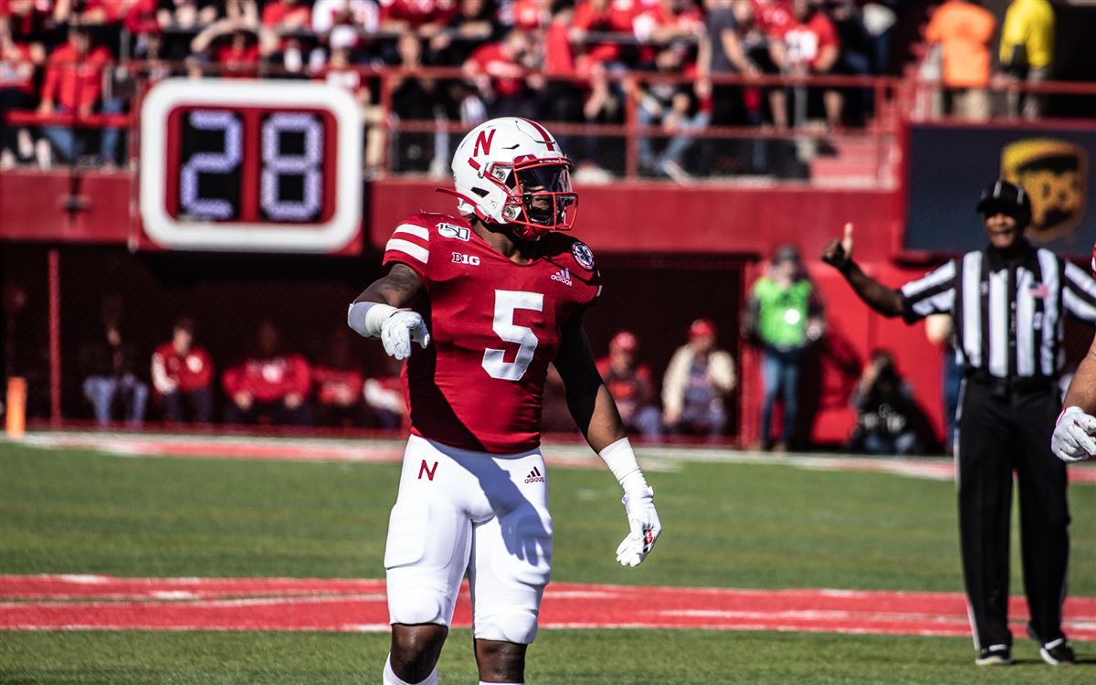_quantaves's tweet photo. After a competitive camp at Florida State I am blessed to receive an scholarship offer from the University of Nebraska. @CoachTFisher @HuskerFBNation @grindatlanta @WgordonCoach @HCCA_Athletics
#AGTG https://t.co/mMQmt0BAOb
