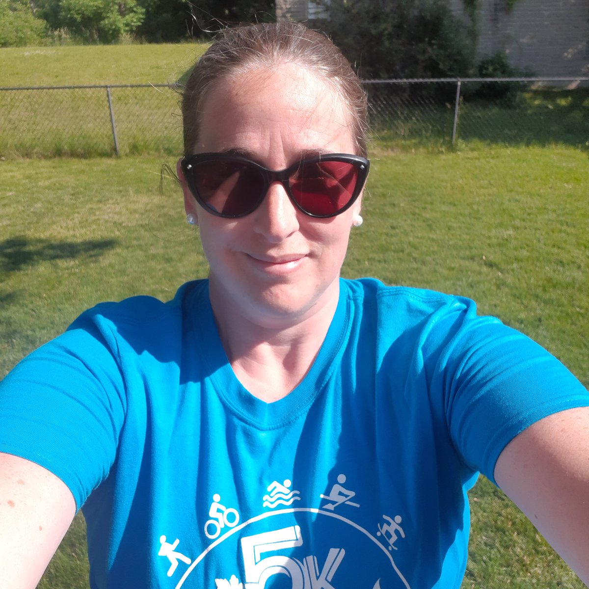 MmeCurrieWPS's tweet photo. This year has been long and hard! So was this run....but I was happy to do it for a great cause! #5KYourWay #tvef #Westmountwolves @Westmount_ps https://t.co/x3ZgfHiddg