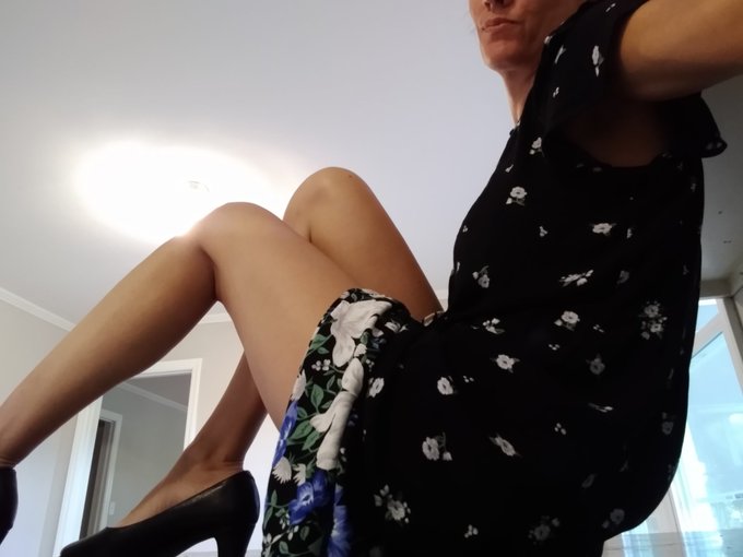 Sitting an open house and no one came 22 min left and I am outta here. I want to leave now but I am not<a href="/tag/tennessee"class="tags"><span>#tennessee</span></a><a href="/tag/hottubtimemachine"class="tags"><span>#hottubtimemachine</span></a><a href="/tag/camprincess"class="tags"><span>#camprincess</span></a><a href="/tag/pigeonforge"class="tags"><span>#pigeonforge</span></a>