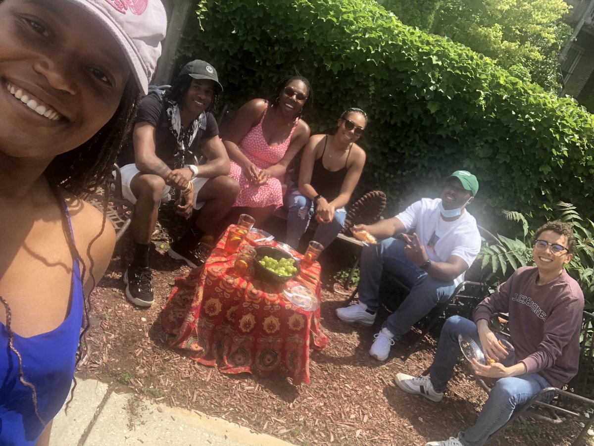 JasmineSolola's tweet photo. This amazing feeling after the first meet up with my @HMPRG #SchweitzerFellowship Mentee group (aka the Dream Team) is the type of energy I will demand for the rest of my life/career 💫 https://t.co/C82BF0uRXv