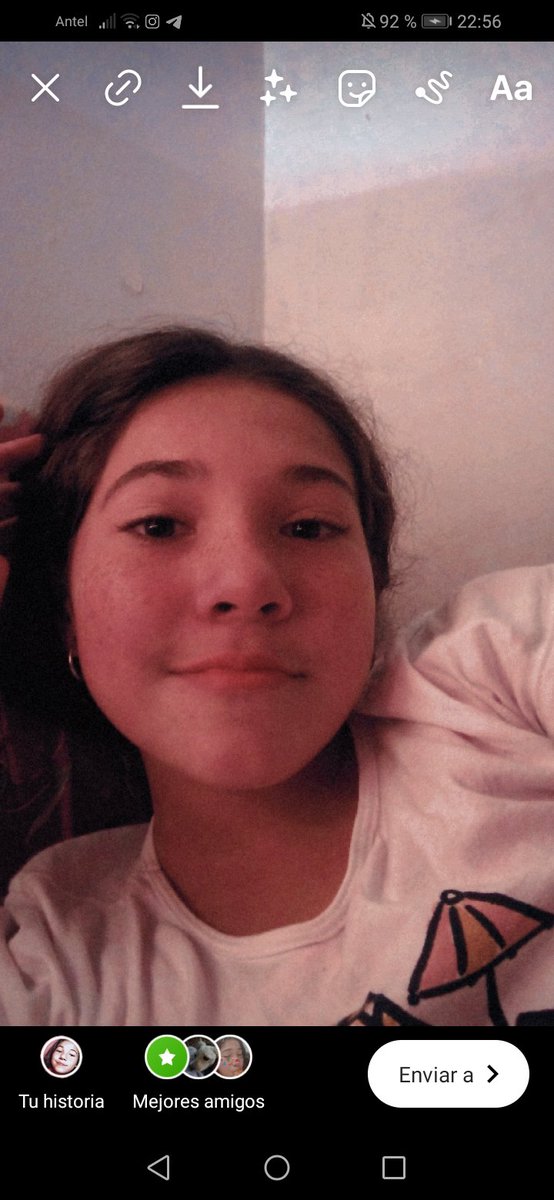 ilyguille1's tweet photo. holaa! soy martu
me uní al fandom a de Guille porque la amo💓 estoy hace 11 meses en el fandom y el 30 de este mes cumplo un año🥺
tengo 11 años
soy piscis nací el 17 de marzo
amo todos los animales
juego al volley🏐
Espero caerles bien! 
@guilleortega711
#SelfieForGuilleOrtega https://t.co/IVeLOTyEo1
