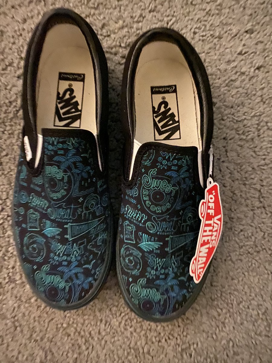 Excellent!
We love:
When our friends get together, like @VANS_66 and @sweatrecords 

That you listen to the #RSDPodcast

Our own new kicks!