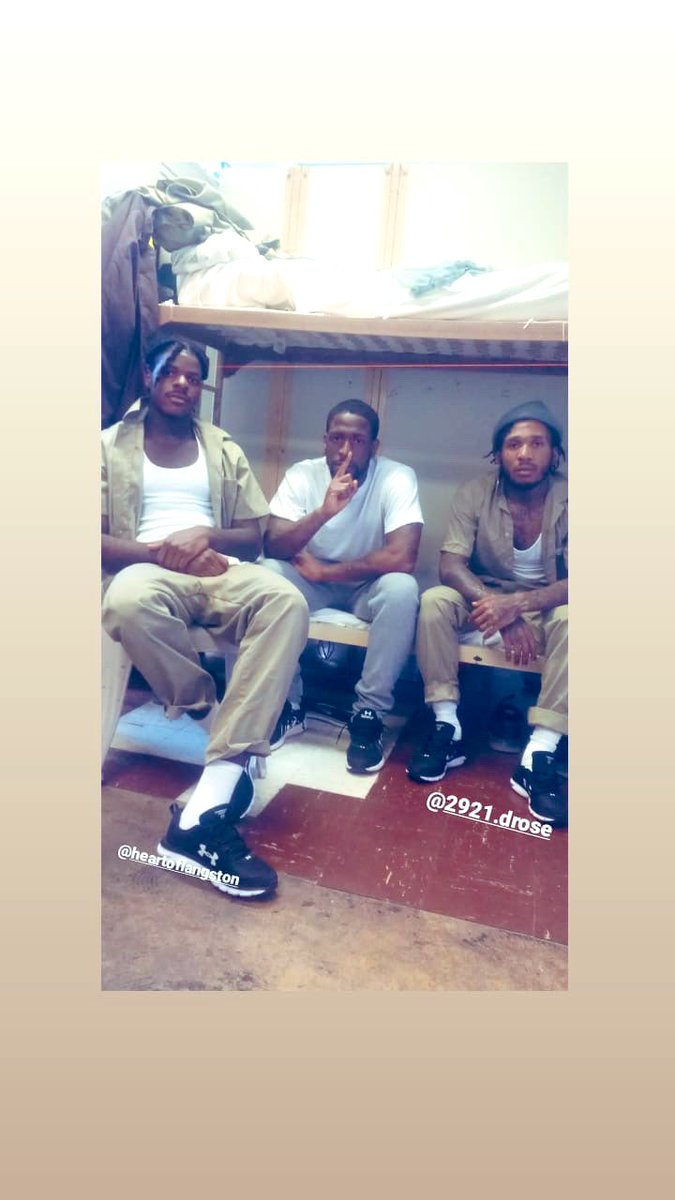LLCOMMAS's tweet photo. Told my bro’s when I touched down I was going to stay out the way and do something big in boxing #Freequell #Freerose #Freedareal #dcornothing https://t.co/wEugZ1pF3C