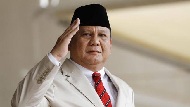 JhonSitorus_18's tweet photo. Yang perlu diganti itu bukan sekadar Alutsistanya, tapi MENHANnya juga

Dia hanya bisa MEMBELI barang dan SEREMONI tanpa menciptakan INOVASI

Uang habis, utang menumpuk, tapi MISKIN ide https://t.co/seZgAlzpHN