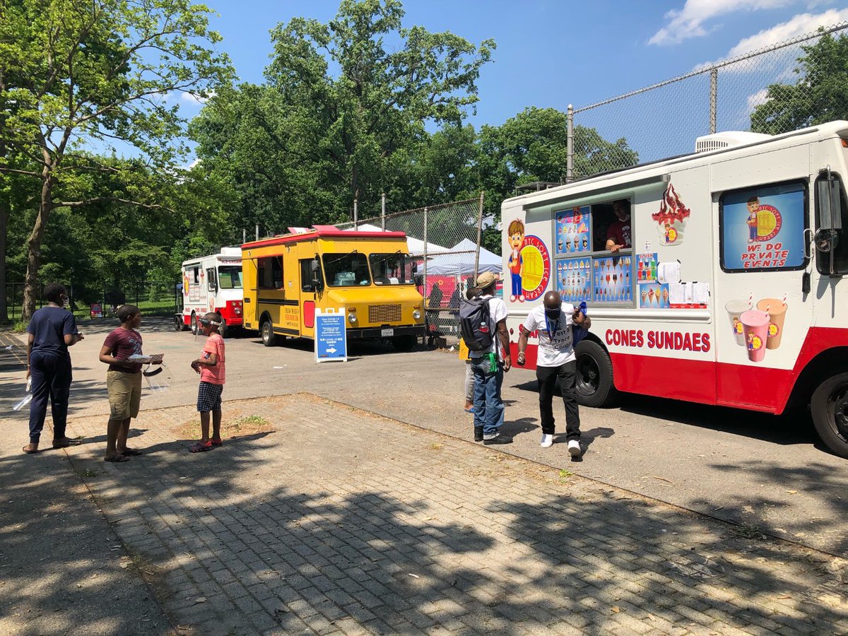 mayorsCAU's tweet photo. Thank you @nycHealthy @NYCImmigrants @DemocracyNYC and Dante de Blasio for being out in #Crotona park today for #youthvaccines week. https://t.co/DA2PMQLvfr