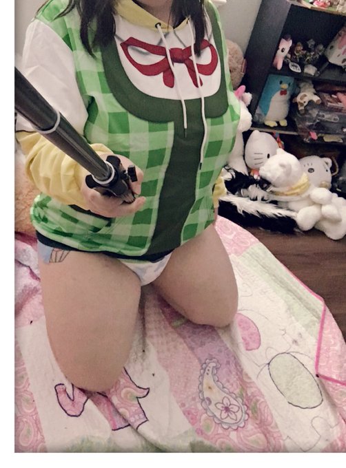 Little Lizzy Koopa | Shy Diaper Princess🔞🎃 - 2 pic. Hi ms mayor! I did your request and sent a picture of me in a diaper! #abdl #abdlcommunity #abdllifestyle https://t.co/C59Jipd88I