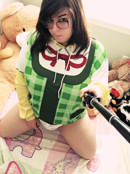 Little Lizzy Koopa | Shy Diaper Princess🔞🎃 - 1 pic. Hi ms mayor! I did your request and sent a picture of me in a diaper! #abdl #abdlcommunity #abdllifestyle https://t.co/C59Jipd88I