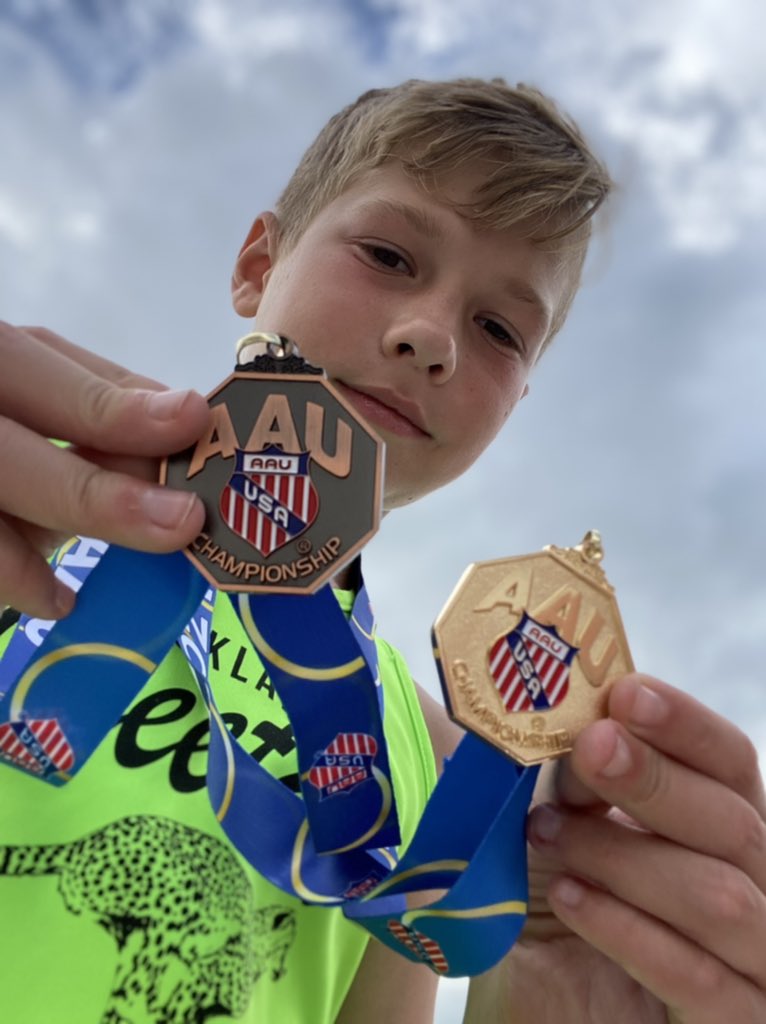morebranding's tweet image. Great day at the AAU STATE meet yesterday. 

Gold in the 4x100.
Bronze in the Long Jump.
Sixth in the 100m.

JJ qualified in all three for AAU Regionals Meet which will be the best from OK MO KS AR.

Still dialing it in. #MovingOn #CheetahFast