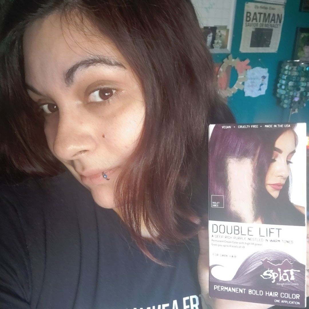 onesecondsmile's tweet photo. #SplatSquad #DoubleLiftOneStep #contest #complimentary @splathairdye @Influenster 

I was hoping color with bleach but this is just as good! I'm lucky to have received this! Thank you ! https://t.co/EpIWTsINOX https://t.co/44nxxjfNA7