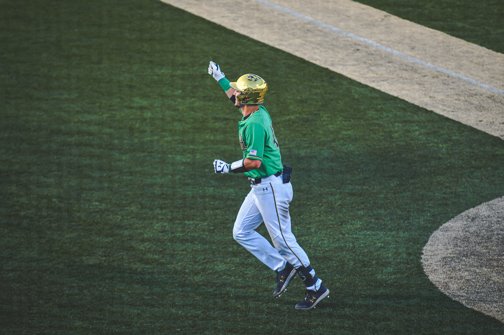 Notre Dame Baseball on Twitter: BOT 8  HOME RUN DERBY CONTINUES AT ECK!!!  @br00ks23 sends a two-run blast to left!!! ND 12, CMU 2 #GoIrish x #Rally   / Twitter