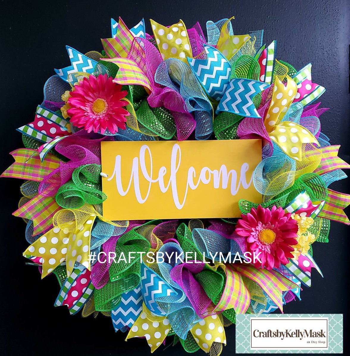 kellysfnp's tweet photo. Excited to share the latest addition to my #etsy shop: Bright and Beautiful Welcome Wreath for Spring and Summer. Deco Mesh. Large and full

#craftsbykellymask #wreathsforsale #frontdoordecor  https://t.co/utmL82puCN https://t.co/IpX187oCbs