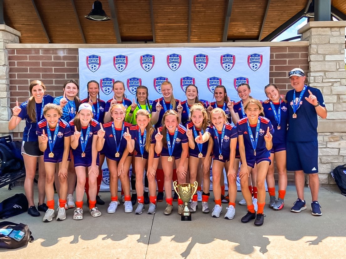 avaquinn_24's tweet photo. Won a state championship this weekend with the team I like to call my family. So happy I got to share this amazing experience with the best team and coaches.  #BeElite https://t.co/MxWWlBKNTI