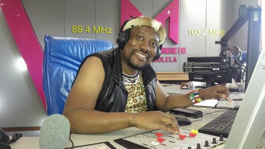 Mixo lowunene <a href="/phaphamamlfm/">#PhaphamanaMunghana</a> <a href="/Djbrianrikhotso/">Dj Brian Rikhotso</a> <a href="/ConnyMikateko/">Connizer</a> na <a href="/XolanWaleKenhuk/">هكر اخلاقي - فهد</a>