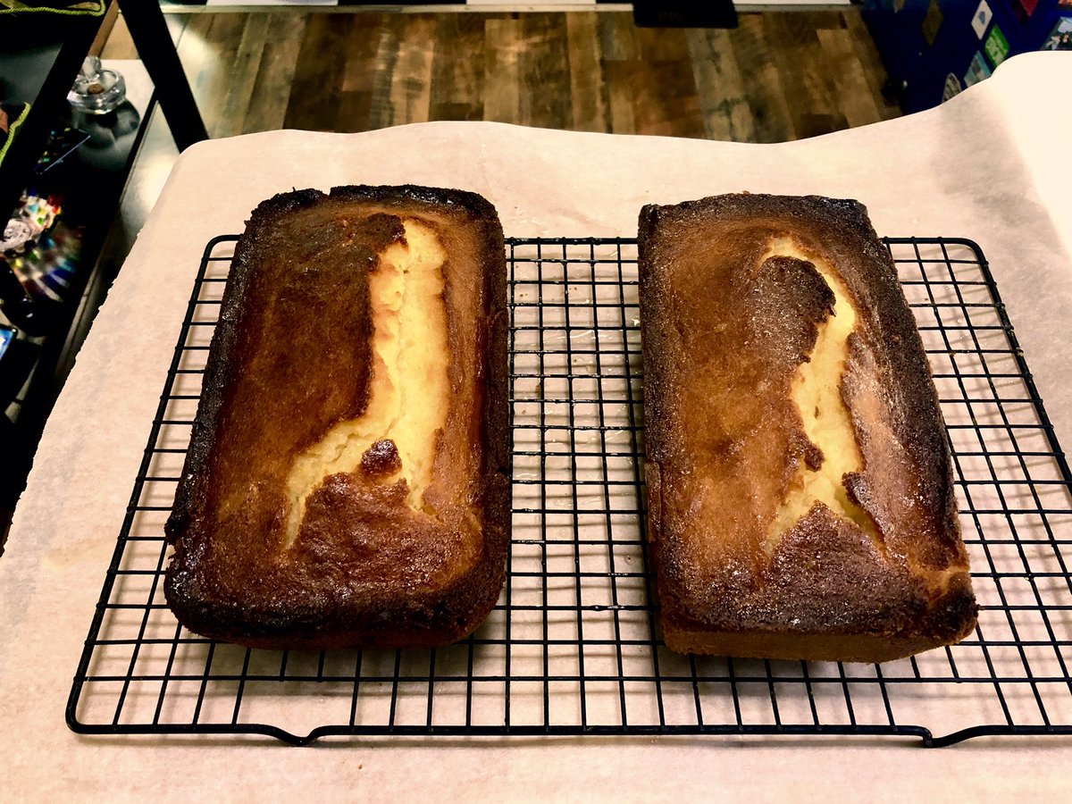 SandyAxelrod's tweet photo. Using Ina Garten’s Lemon Cake recipe, I made this today. So lemony and delicious.
#rvlife #rvtravel #fulltimerv #rvliving  #WeLoveFood #TheTravelingLocavores  
#Wanderlust #Traveling #TravelFoodBlog #TravelFoodie #inagarten #inagartenrecipe #Lemon #Lemoncake #Baking #RVbaking https://t.co/fKnb3puP6h