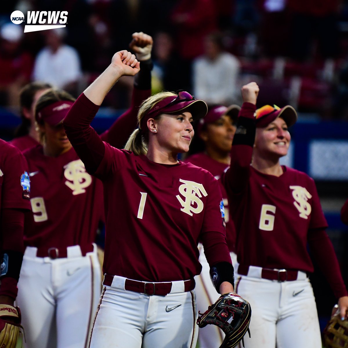 NCAASoftball's tweet photo. 𝐍𝐨 𝐐𝐮𝐢𝐭 𝐍𝐨𝐥𝐞𝐬 💪

#WCWS x @FSU_Softball https://t.co/iAAeIsFW3T