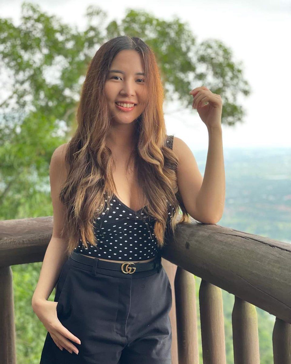 TeamMARION_'s tweet photo. Our Beautiful and Seksi idol @marionaunor Lodi Nagpahangin sa Tagaytay haha next nman sama mo na Marionnettes mo Haha charot😊 gusto din nmin makita Taal Volcano🤣Keep safe miss na miss kna namin lodi👍🥰😘😘❤ https://t.co/MukfHYQwoG