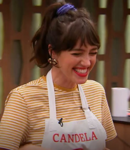 NVS_2502's tweet photo. Cande Vetrano: "esto, se puede volver papa noisette?"
Betular: "se puede volver noisette...Papa no, porque es una zanahoria" 
Jajajajjajajajajajajajajajaj
#MasterChefArgentina https://t.co/D0QX3ftYCP