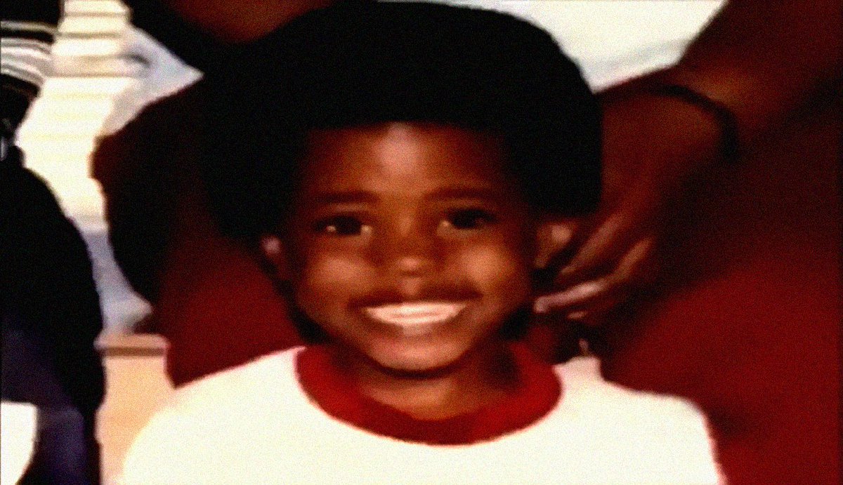 parisaintshop's tweet photo. Rare photos of young Kanye because it's almost his birthday 🥳 https://t.co/3B2sYXBfYQ