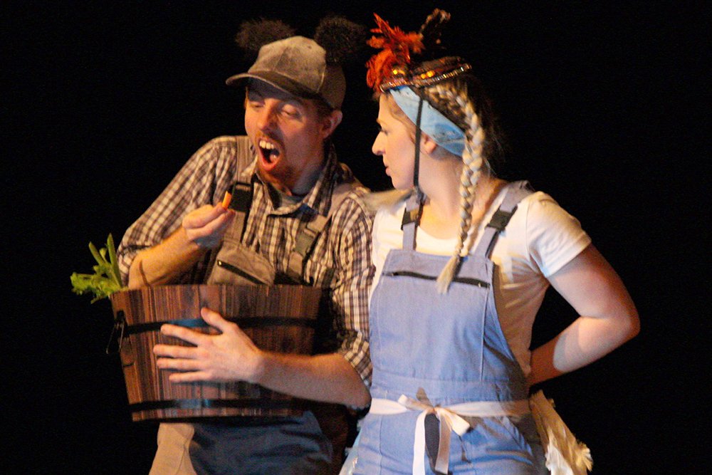 Have you booked your seats yet to Charlotte's Web???
When your booking your seats you can also pre-book a kids meal box at the same time for $6.50!!

📆 Wednesday 21st July 9.30am &amp; 12.30pm
📍 MECC 
🎟️ ow.ly/rGoV50F2HK6

#ThisIsQueensland #MackayFestivals #MackayInJuly