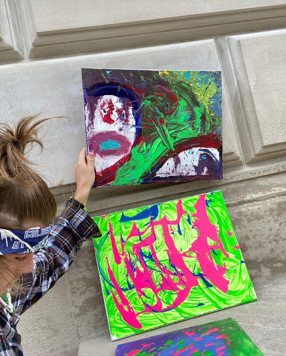 rushedantics tweet media