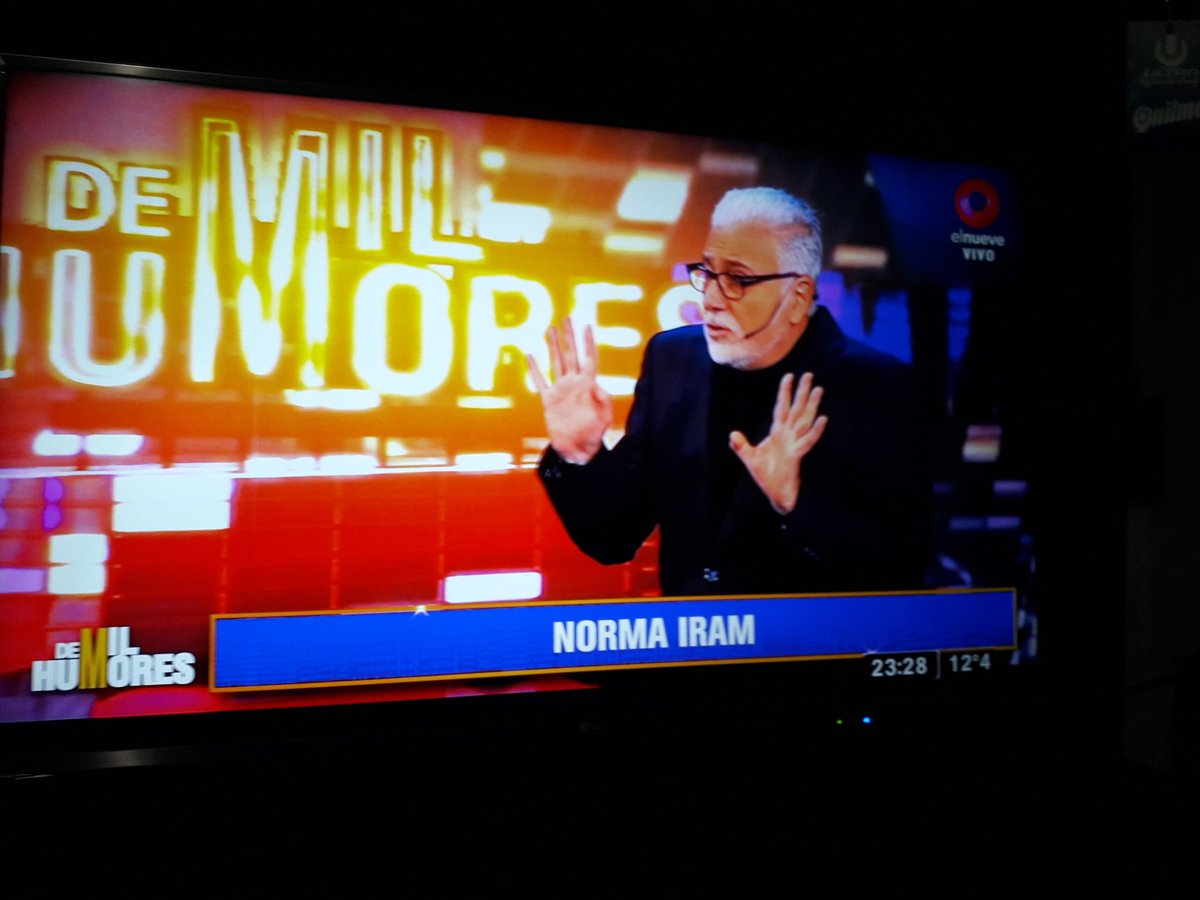 DaySoledad25's tweet photo. #DeMilHumores @canal9oficial 😂🤣Norma iram la señora del grupo "viejas al ped#"🤣😂 https://t.co/DbaSWTDJW8