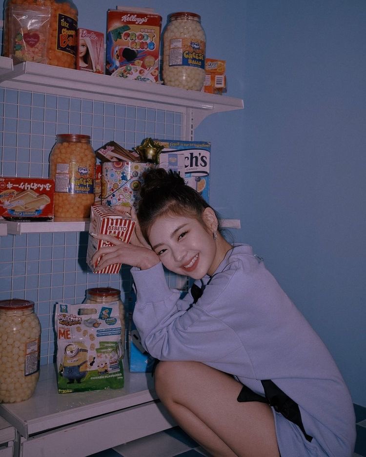 ryujinismybae's tweet photo. UGHH LIA🔥🥵😩 https://t.co/QeY7raO0P1