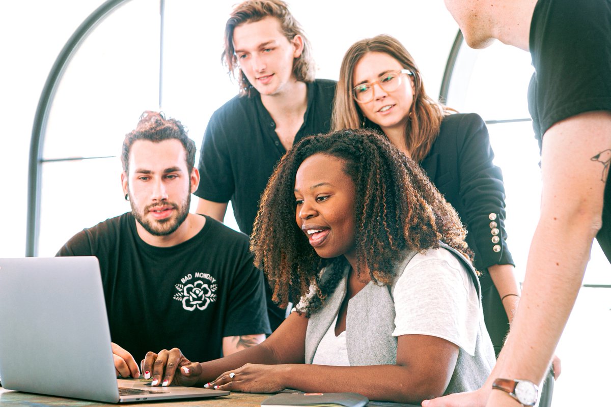 Heb je als #startup een product interessant voor één of meerdere overheidsdiensten? Wil je dat product graag testen en valideren met de gebruikers bij die overheid, in een kortlopend experiment? Neem dan snel contact op met Sandbox Vlaanderen! 👇#govtech 
overheid.vlaanderen.be/hoe-werkt-het-…