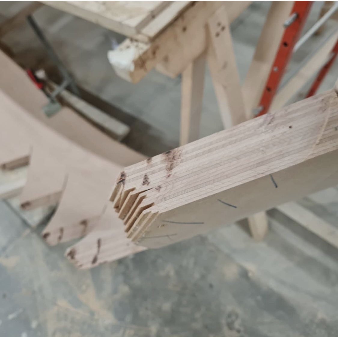 BascombDrew's tweet image. The James Bond of Staircases.

An update on the production process of 2 curved staircases being manufactured by @Smet_staircases . Stringers have been formed and the staircase assembly is about to begin!