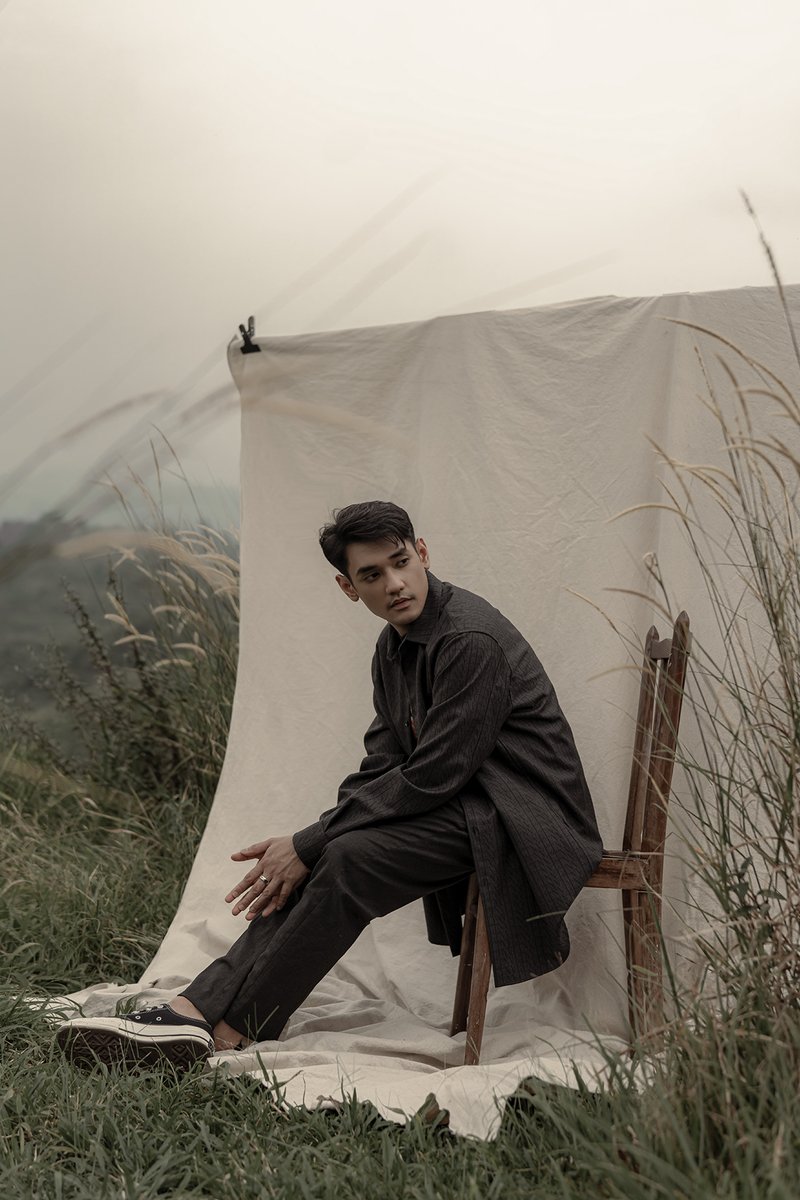 Today we are far from the coruscating stage lights or the 4.5 million followers of Indonesian singer-songwriter <a href="/afgan___/">Afgan</a>. It’s a chance to strip back the layers and get to know the real man. Beautiful images by <a href="/npmalina/">npmalina</a>: bit.ly/3yVmLuF