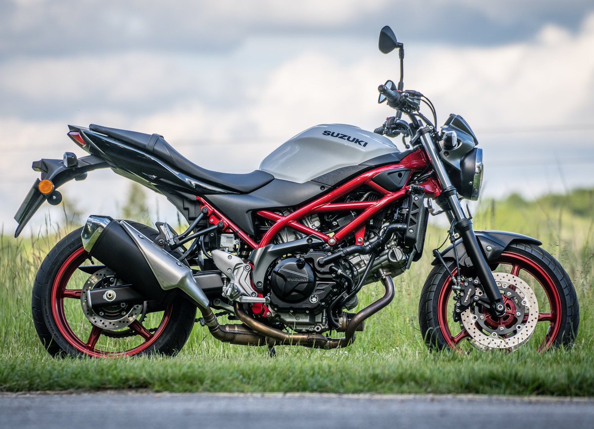 Early morning on the <a href="/SuzukiBikesUK/">Suzuki Bikes UK</a> 2021 SV650. Have you ridden one? What did you think?