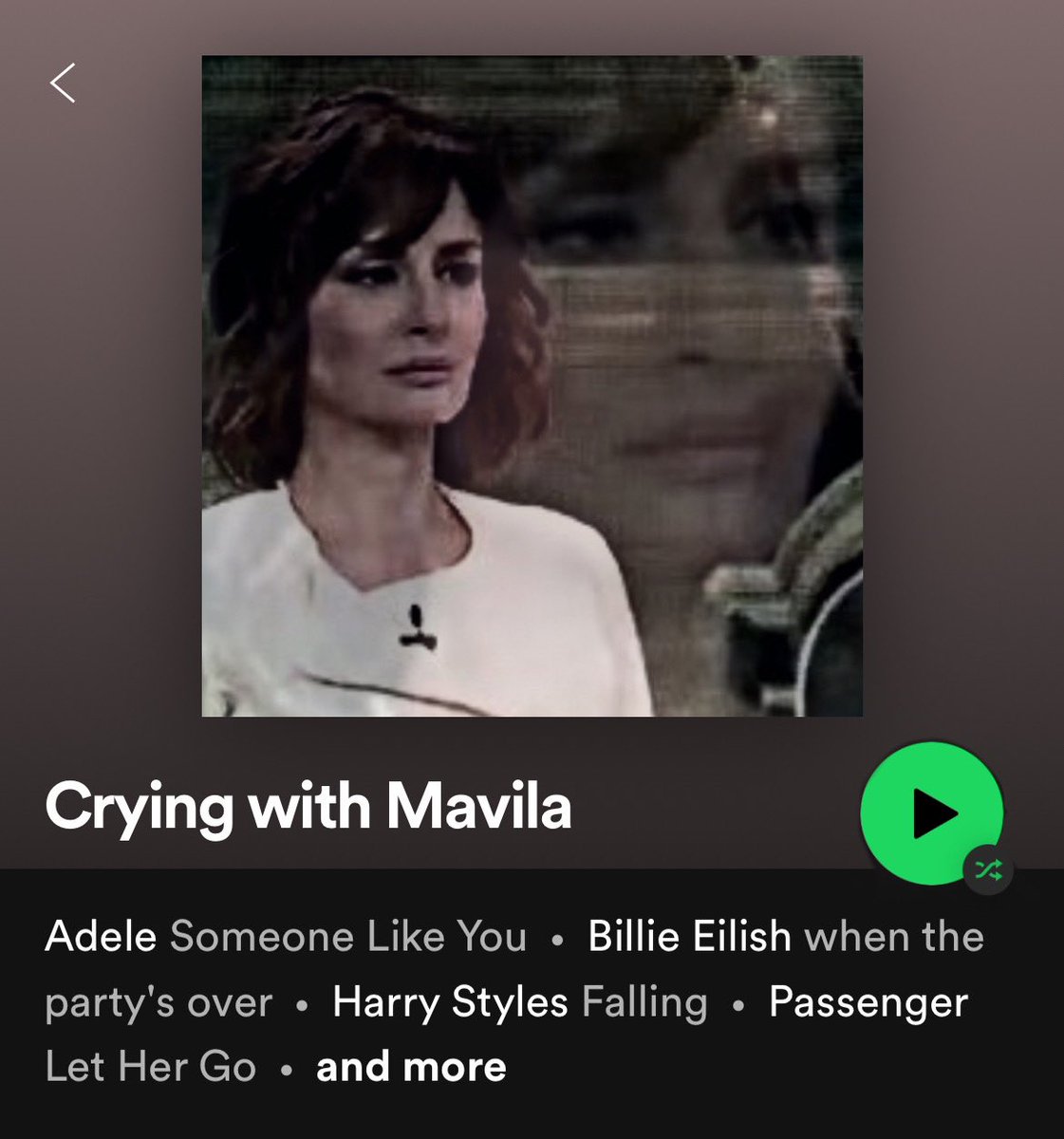 RT @zummmm_: Siri play crying with Mavila. https://t.co/y9uHavaKau