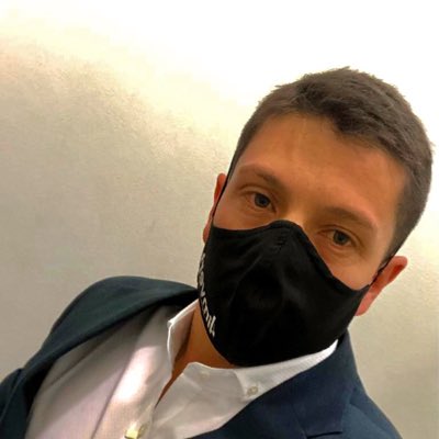 limvertsas's tweet photo. #NuevaFotoDePerfil https://t.co/LkyxFGW3SO