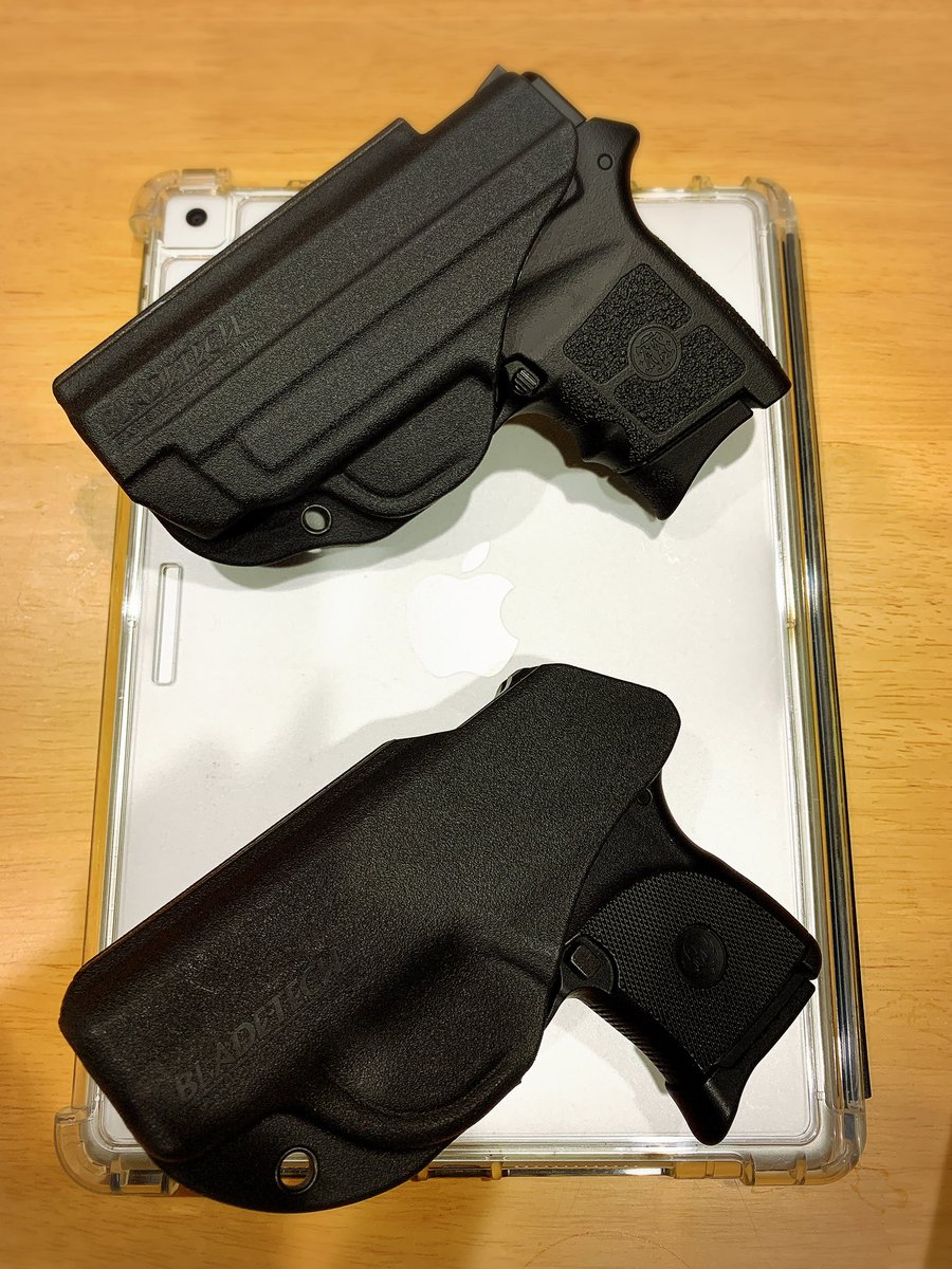 4Ubm892lXXqKMfs's tweet image. 東京マルイ，ボディーガード本体と予備マガジンをいつもの鉄砲屋さんで買いました。
ボディーガードもブレードテックのガチなホルスターに問題無く入りました。
#ブレードテック　#bladetech #lcp #bodyguard #bodyguard380 
#tokyomarui #東京マルイ #サバゲー　#サバイバルゲーム #airsoft #gun