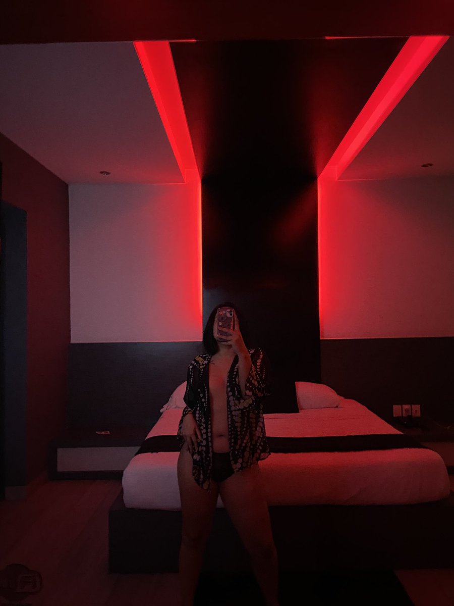 CeceMonserrath's tweet photo. Nuevo contenido e onlyfans 😈💦 https://t.co/yNi8Ywr9wr