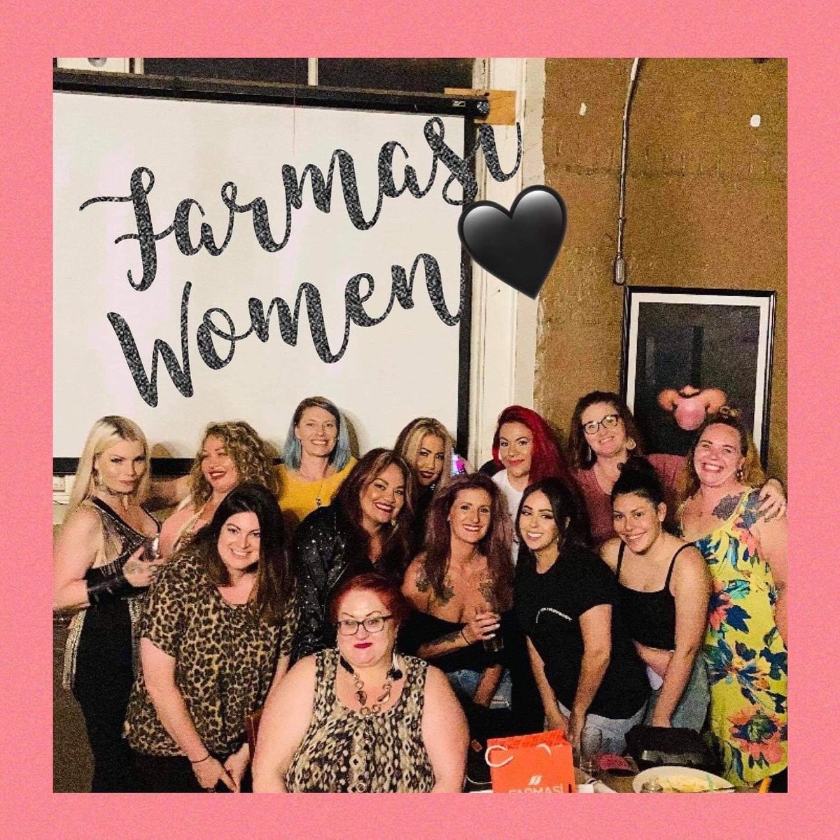 JanelleCross17's tweet photo. Farmasi ladies❤️🖤❤️🖤#team#bossbabe#beautyinfluncers https://t.co/ftUqt8AHFh